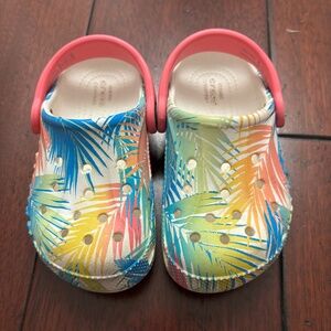 Girls Crocs 8